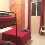 Bright And Airy Flat In Marsalforn, Gozo 아파트 *