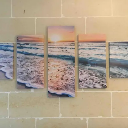 Bright And Airy Flat In Marsalforn, Gozo Марсалфорн