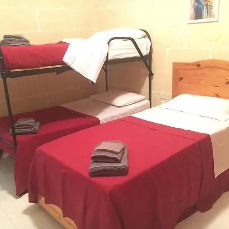 Bright And Airy Flat In Marsalforn, Gozo * Marsalforn