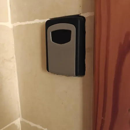 Bright And Airy Flat In Marsalforn, Gozo Апартаменты *