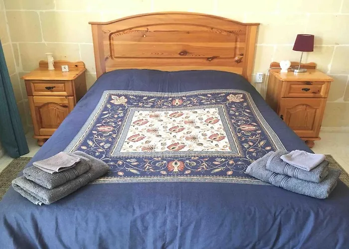 Daire Bright And Airy Flat In Marsalforn, Gozo *