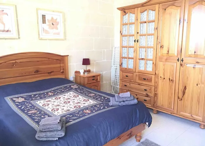 Daire Bright And Airy Flat In Marsalforn, Gozo *