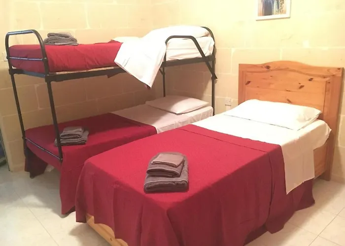 Bright And Airy Flat In Marsalforn, Gozo * Marsalforn