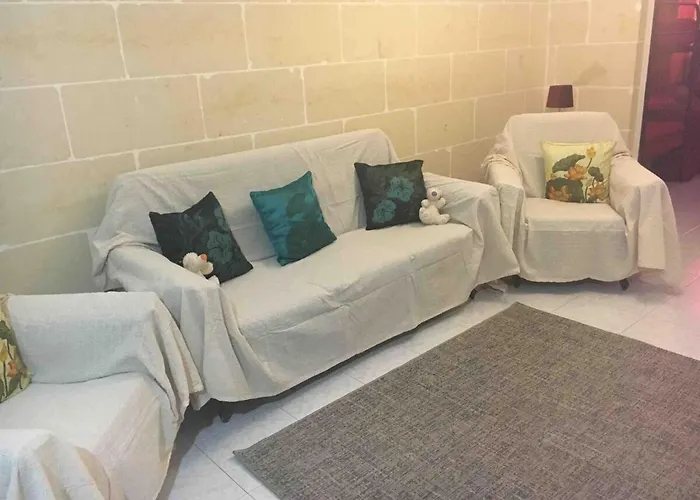 Daire Bright And Airy Flat In Marsalforn, Gozo *