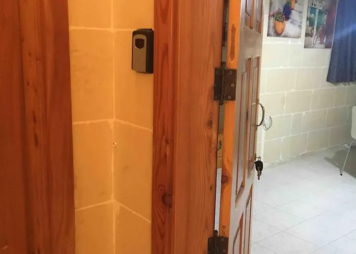 Bright And Airy Flat In Marsalforn, Gozo Daire Marsalforn